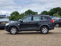 Used Chevrolet Captiva LT 2010 Black SUV