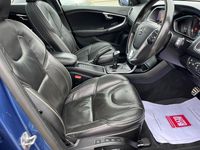 Used Volvo V40 R-Design 150 HP (110 kW) 2019 Blue Hatchback