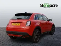 Neu Fiat 600 136 PS (100 kW) 2025 Schwarz Kleinwagen