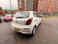 Used Hyundai i20 Classic 2014 White Hatchback