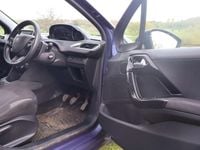 Usado Peugeot 208 Active 82 HP (60 kW) 2015 Azul Citadino