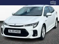 Used Suzuki Swace 140 HP (102 kW) 2025 White Estate