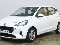 Used Hyundai i10 SE 67 HP (49 kW) 2022 White Hatchback
