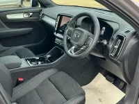 New Volvo XC40 Plus 163 HP (119 kW) 2026 Silver SUV