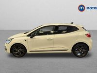 Used Renault Clio V RS Line 90 HP (66 kW) 2023 White Hatchback