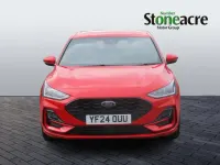Używany Ford Focus ST-Line 123 KM (90 kW) 2024 Czerwony Hatchback