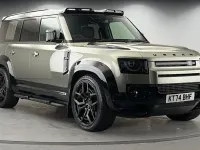 Used Land Rover Defender HSE Dynamic 350 HP (257 kW) 2024 Pangea green SUV