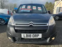 Usado Citroën Berlingo 100 HP (73 kW) 2018 Cinzento Monovolume