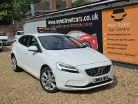 Usado Volvo V40 Inscription 122 CV (89 kW) 2017 Blanco Utilitario