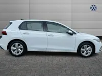 Used VW Golf VIII Life 110 HP (80 kW) 2022 White Hatchback
