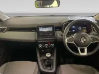 Used Renault Clio Evolution 90 HP (66 kW) 2025 Hatchback