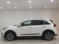 Used Kia Niro 139 HP (102 kW) 2021 White SUV
