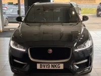 Used Jaguar F-Pace R-Sport 179 HP (131 kW) 2019 Black SUV