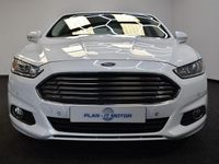 Used Ford Mondeo Zetec 2015 White Hatchback