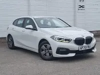 Used BMW 118 Comfort Edition 140 HP (102 kW) 2020 White Hatchback