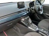 Begagnad Mazda 2 90 HK (66 kW) 2018 Blå Halvkombi