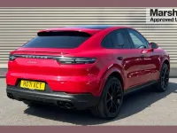 Used Porsche Cayenne E-Hybrid 456 HP (335 kW) 2021 Red SUV
