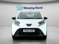 Used Toyota Aygo X PURE 72 HP (52 kW) 2025 SUV