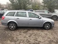 Used Vauxhall Astra Design Edition 138 HP (101 kW) 2009 Silver Estate