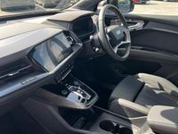 Second-hand Audi Q4 e-tron S-Line 210 kW (286 CP) 2025 Negru SUV