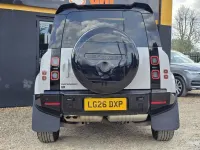 Used Land Rover Defender SE Dynamic 250 HP (183 kW) 2026 Grey SUV