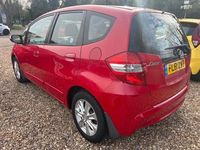 Used Honda Jazz ES 99 HP (72 kW) 2011 Red Hatchback