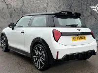 Gebraucht Mini Cooper Hatch 113 kW (154 PS) 2026 Weiß Kleinwagen