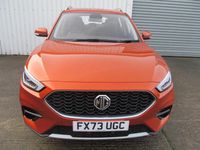 Używany MG ZS Excite 106 KM (77 kW) 2023 Pomarańczowy Hatchback