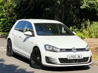 Used VW Golf VII GTD 184 HP (135 kW) 2017 White Hatchback