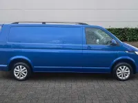 Używany VW Transporter Highline 2024 Niebieski Van