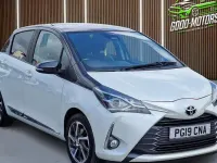 Used Toyota Yaris 111 HP (81 kW) 2019 White Hatchback