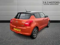 Używany Suzuki Swift SZ5 83 KM (61 kW) 2023 Pomarańczowy Hatchback