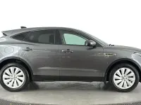 Usado Jaguar E-Pace SE 180 HP (132 kW) 2020 Cinzento SUV