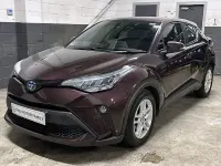 Usado Toyota C-HR 122 CV (89 kW) 2022 Púrpura SUV