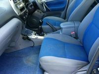 Usado Toyota RAV4 147 HP (108 kW) 2002 SUV