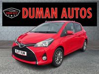 Used Toyota Yaris 99 HP (72 kW) 2017 Red Hatchback