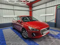 Used Hyundai i30 SE 140 HP (102 kW) 2017 Red Hatchback