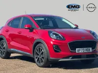 Usado Ford Puma Titanium 125 CV (91 kW) 2023 Rojo SUV
