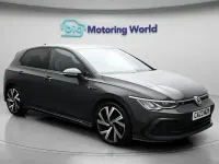 Używany VW Golf VIII R-line 150 KM (110 kW) 2023 Szary Hatchback