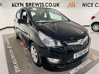 Second-hand Vauxhall Viva 75 CP (55 kW) 2018 Negru Hatchback