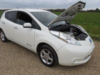 Usado Nissan Leaf Acenta 80 kW (109 HP) 2015 Branco Citadino