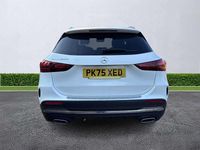 New Mercedes GLA200 Executive 163 HP (119 kW) 2025 White SUV