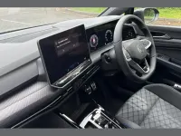 New VW Golf VIII R-line 147 HP (108 kW) 2026 Black Hatchback
