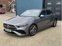 Begagnad Mercedes A200 Executive 2023 Grå Halvkombi
