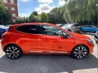 Used Renault Clio Techno 90 HP (66 kW) 2023 Orange  Hatchback