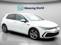 Usado VW Golf VIII R-line 131 HP (96 kW) 2024 Citadino