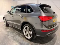 Usado Audi Q5 S-line plus 177 HP (130 kW) 2014 Cinzento SUV