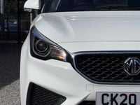 Used MG MG3 Excite 106 HP (77 kW) 2020 White Hatchback