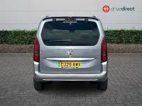 Used Vauxhall Combo Ultimate 100 kW (136 HP) 2025 Grey MPV