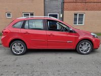 Used Renault Clio GrandTour Dynamique 2011 Red Estate